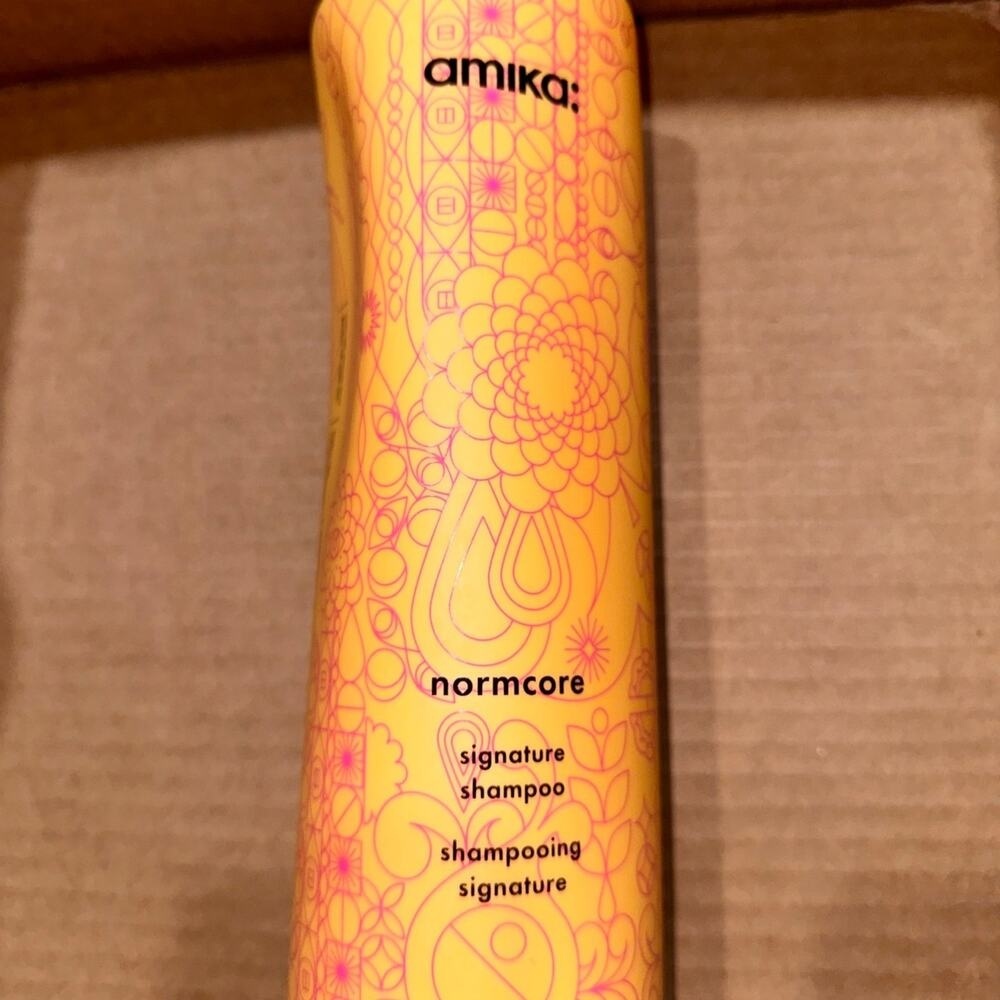amika normcore  signature shampoo 1 liter‎